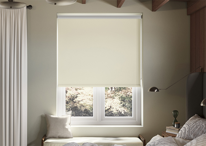 Solari (Blackout), Light Cream - Twist&Fit Roller Blind - Image 3